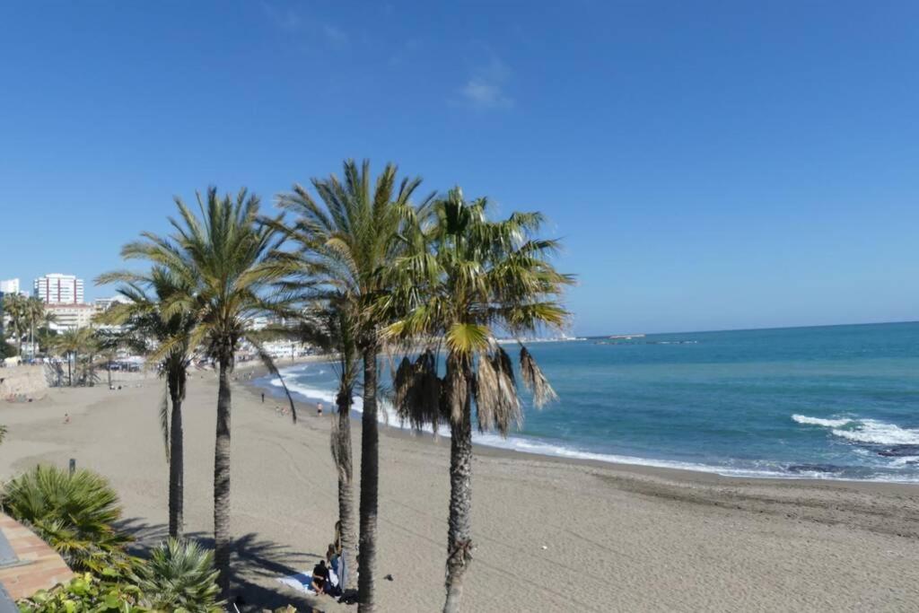 Holiday Rentals Piscina, Playa Parking A 5 Min Caminando Del Puerto De Бенальмадена Экстерьер фото